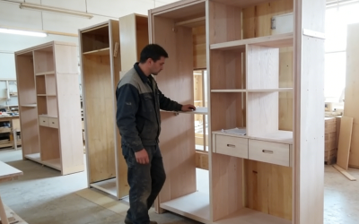 淄博家具厂张老板的“网站血泪史”：花5000块踩坑后，终于找到免费又省心的出路！